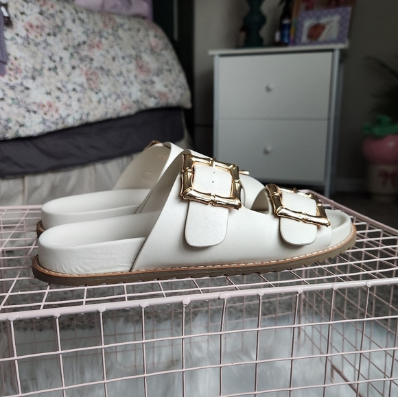 Jason Wu Cream Sandals with Gold Accents - Picture 1 of 7